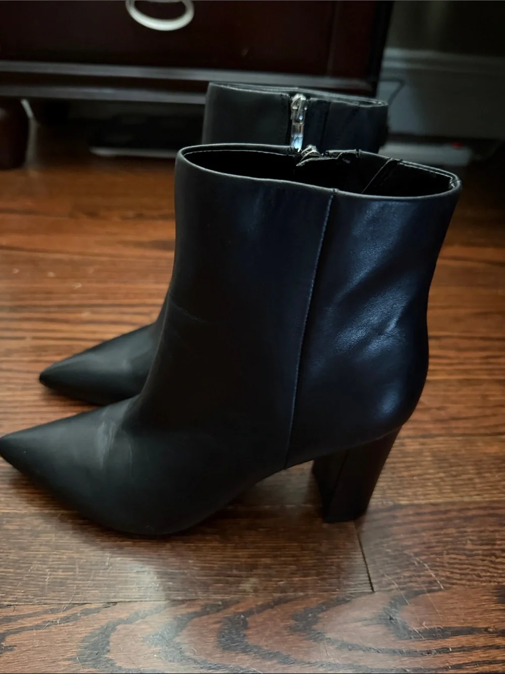 Marc Fisher chic pointed